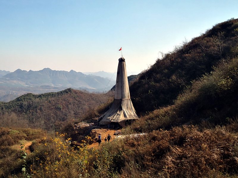再出發(fā)，亮巖